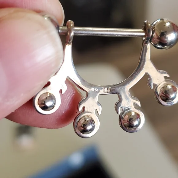 International Connection Body Jewelry Nipple Sheilds  NWOT - Picture 6 of 9